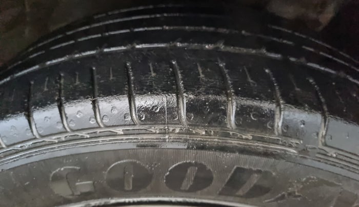 2017 Hyundai Creta E 1.6 PETROL, Petrol, Manual, 37,125 km, Right Front Tyre Tread