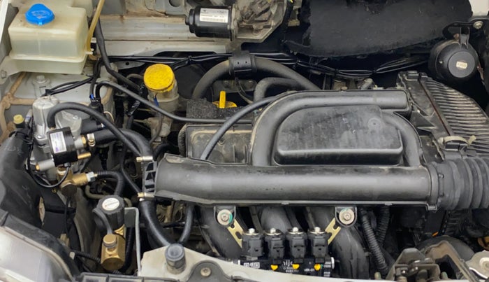 2015 Renault Kwid RXL, CNG, Manual, 49,363 km, Engine View - Right