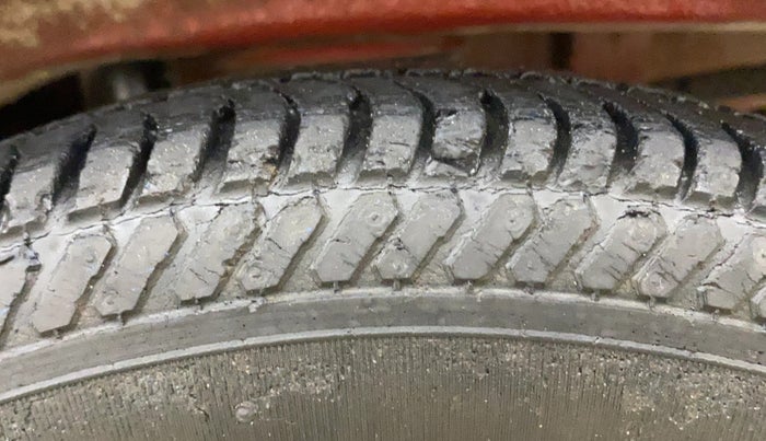 2013 Maruti Alto K10 VXI, Petrol, Manual, 37,912 km, Left Rear Tyre Tread