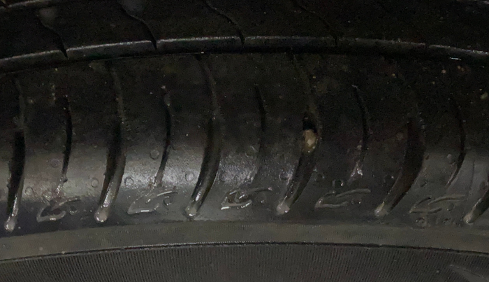 2022 Maruti Vitara Brezza LXI, Petrol, Manual, 15,627 km, Left Rear Tyre Tread