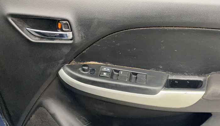 2016 Maruti Baleno ALPHA PETROL 1.2, Petrol, Manual, 52,653 km, Driver Side Door Panels Control