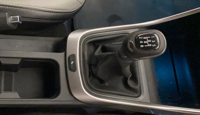 2021 Tata ALTROZ XZ PETROL, Petrol, Manual, 47,347 km, Gear Lever