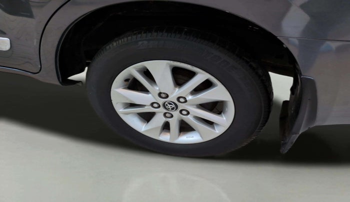 2017 Toyota Innova Crysta 2.4 ZX 7 STR, Diesel, Manual, 72,251 km, Left Rear Wheel