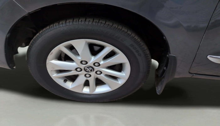 2017 Toyota Innova Crysta 2.4 ZX 7 STR, Diesel, Manual, 72,251 km, Left Front Wheel