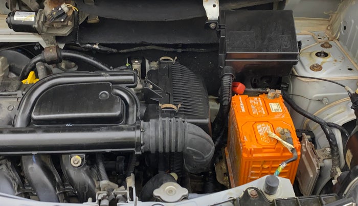 2016 Renault Kwid RXT 0.8, Petrol, Manual, 90,905 km, Engine View - Left