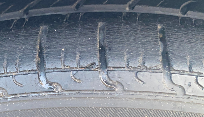 2015 Honda Jazz 1.2L I-VTEC V, Petrol, Manual, 89,883 km, Right Front Tyre Tread