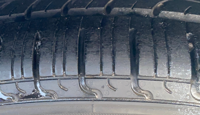 2015 Honda Jazz 1.2L I-VTEC V, Petrol, Manual, 89,883 km, Right Rear Tyre Tread