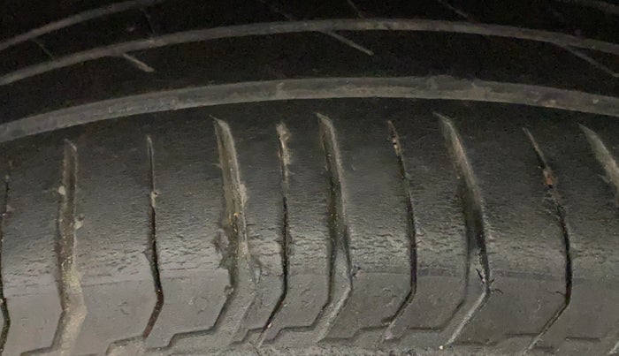 2022 Tata PUNCH ADVENTURE MT, Petrol, Manual, 43,607 km, Left Rear Tyre Tread