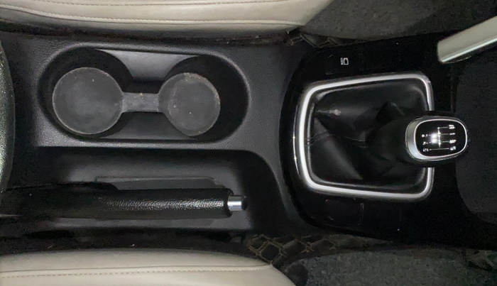 2022 KIA SELTOS HTX PETROL 1.5, Petrol, Manual, 97,457 km, Gear Lever