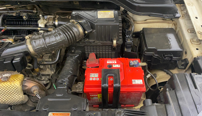 2020 Mahindra XUV300 W8 (O) 1.2 PETROL, Petrol, Manual, 96,681 km, Engine View - Left