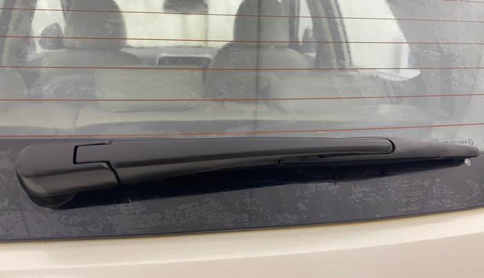 2020 Mahindra XUV300 W8 (O) 1.2 PETROL, Petrol, Manual, 96,681 km, Rear Wiper