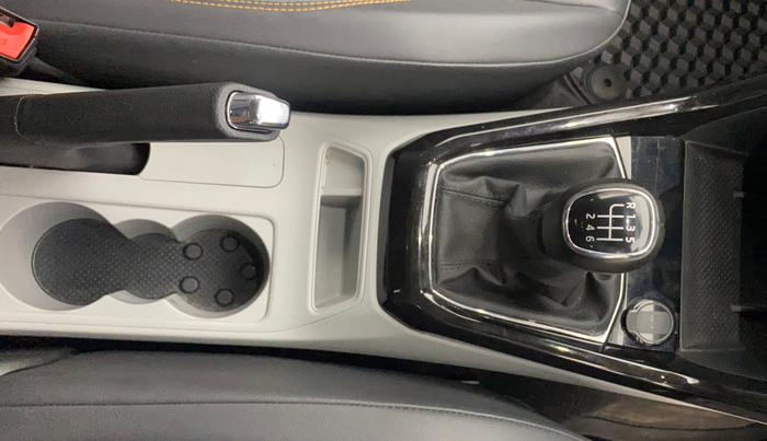 2022 Skoda KUSHAQ STYLE 1.5L TSI MT, Petrol, Manual, 25,011 km, Gear Lever