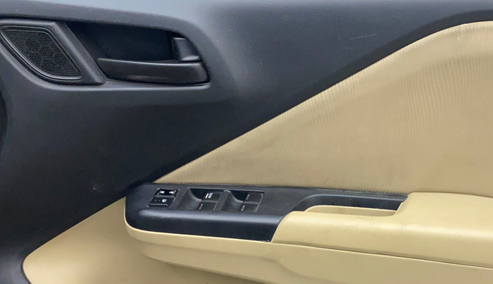 2015 Honda City 1.5L I-VTEC SV, Petrol, Manual, 87,386 km, Driver Side Door Panels Control