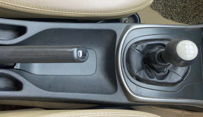 2015 Honda City 1.5L I-VTEC SV, Petrol, Manual, 87,386 km, Gear Lever