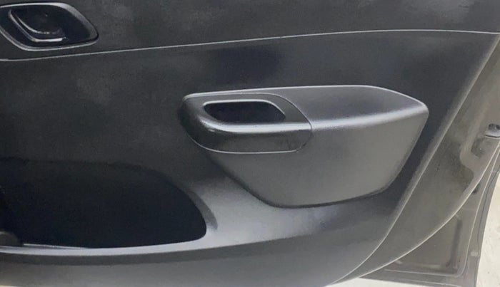 2021 Renault Kwid RXL, Petrol, Manual, 53,886 km, Driver Side Door Panels Control