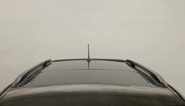 2020 Mahindra XUV300 W8 (O) 1.2 PETROL, Petrol, Manual, 83,644 km, Moonroof/ Sunroof