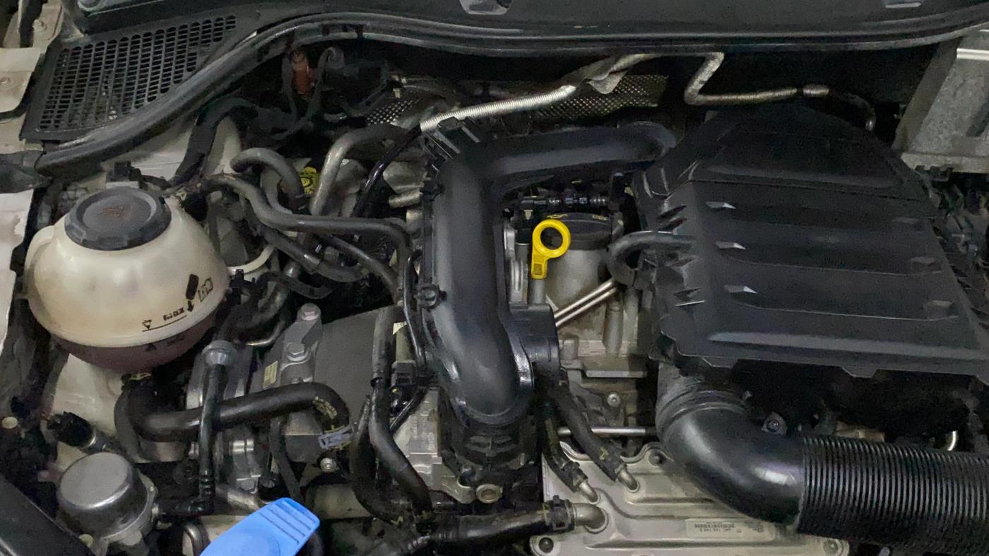 2021 Volkswagen Vento HIGHLINE 1.0L TSI, Petrol, Manual, 67,451 km, Engine View - Right