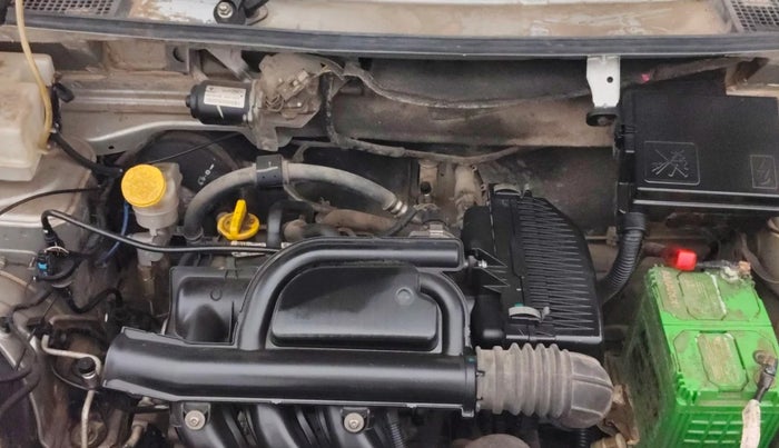 2017 Renault Kwid RXT 0.8, Petrol, Manual, 5,555 km, Engine View