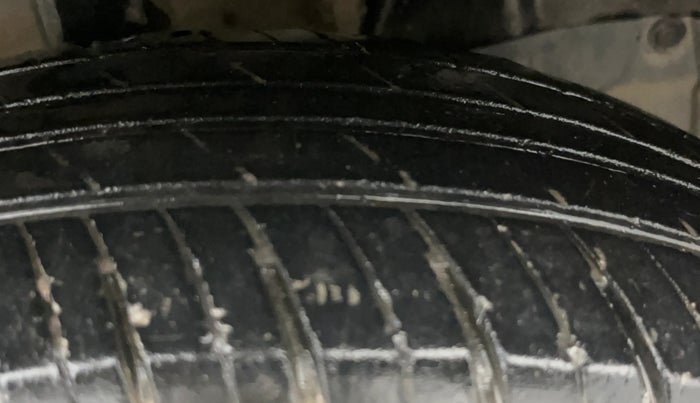 2024 Maruti New Wagon-R LXI 1.0, Petrol, Manual, 23,487 km, Right Front Tyre Tread