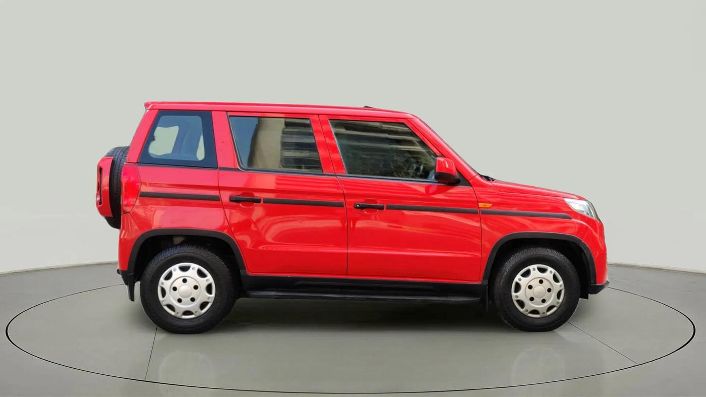 2021 Mahindra BOLERO NEO N 8, Diesel, Manual, 56,834 km, Right Side View