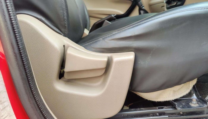 2021 Mahindra BOLERO NEO N 8, Diesel, Manual, 56,834 km, Driver Side Adjustment Panel