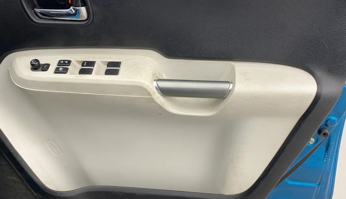 2020 Maruti IGNIS ALPHA 1.2 AMT, Petrol, Automatic, 65,867 km, Driver Side Door Panels Control
