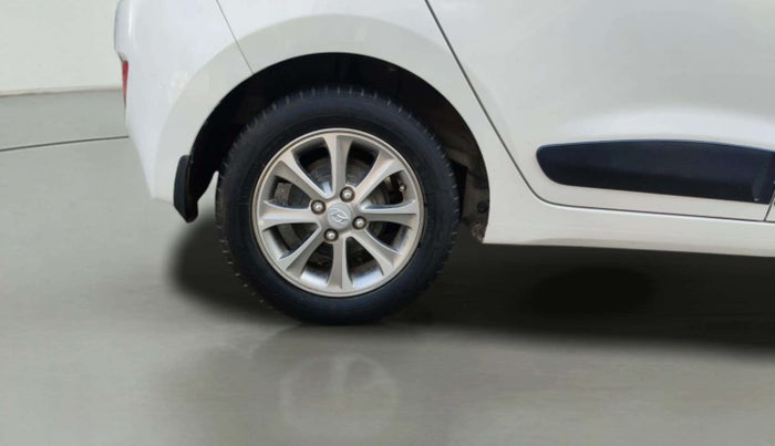 2016 Hyundai Grand i10 ASTA (O) AT 1.2 KAPPA VTVT, Petrol, Automatic, 43,883 km, Right Rear Wheel