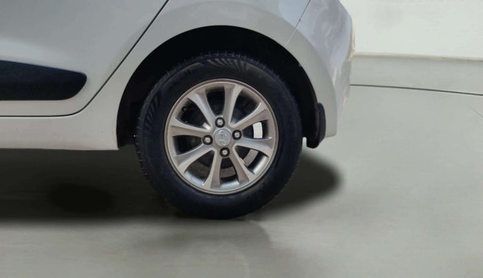 2016 Hyundai Grand i10 ASTA (O) AT 1.2 KAPPA VTVT, Petrol, Automatic, 43,883 km, Left Rear Wheel
