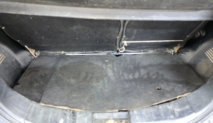 2016 Maruti Wagon R 1.0 VXI AMT, Petrol, Automatic, 71,936 km, Boot Inside