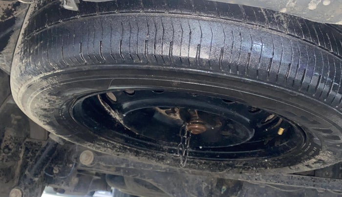 2021 Toyota Innova Crysta 2.4 VX 8 STR, Diesel, Manual, 74,098 km, Spare Tyre