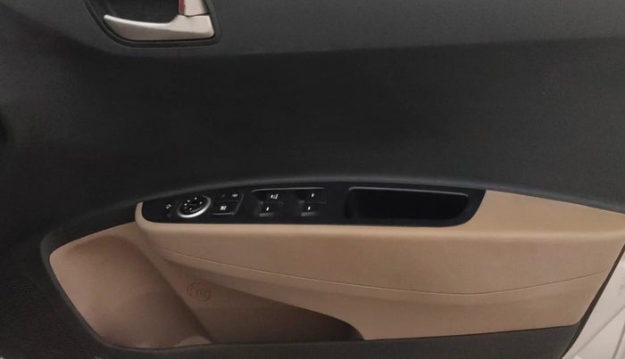 2015 Hyundai Xcent SX 1.2 (O), Petrol, Manual, 93,667 km, Driver Side Door Panels Control