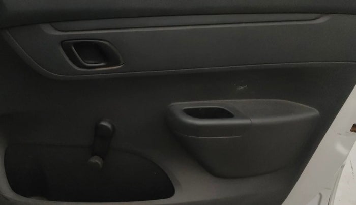 2016 Renault Kwid RXL, Petrol, Manual, 74,910 km, Driver Side Door Panels Control