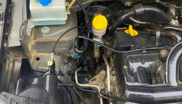 2016 Renault Kwid RXT 1.0, Petrol, Manual, 25,724 km, Engine View - Right