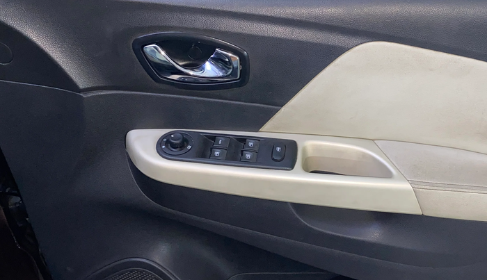 2017 Renault Captur PLATINE DIESEL , Diesel, Manual, 49,741 km, Driver Side Door Panels Control