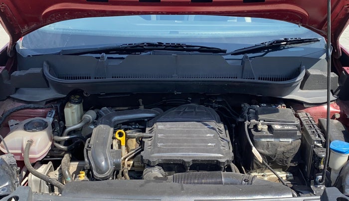 2022 Volkswagen TAIGUN TOPLINE 1.0 TSI AT, Petrol, Automatic, 24,835 km, Engine View