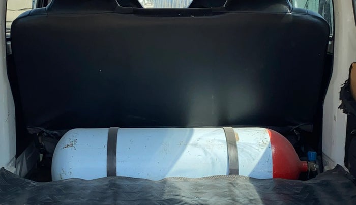 2019 Maruti Eeco 5 STR WITH A/C+HTR, CNG, Manual, 98,076 km, Boot Inside