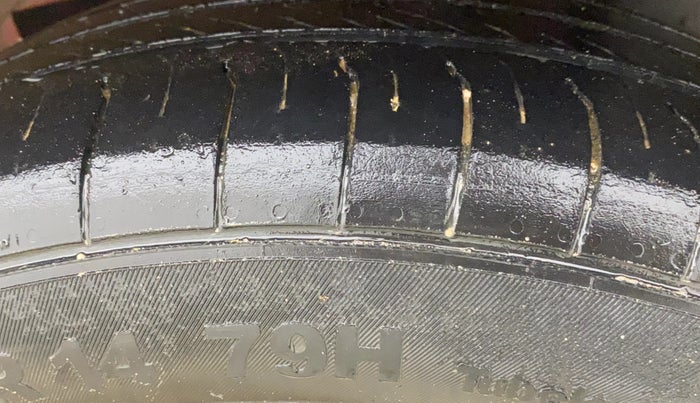 2017 Hyundai Grand i10 SPORTZ 1.2 KAPPA VTVT, Petrol, Manual, 77,942 km, Left Rear Tyre Tread