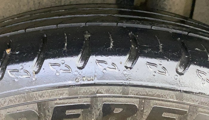 2022 Skoda KUSHAQ STYLE 1.5L TSI MT, Petrol, Manual, 35,946 km, Left Rear Tyre Tread