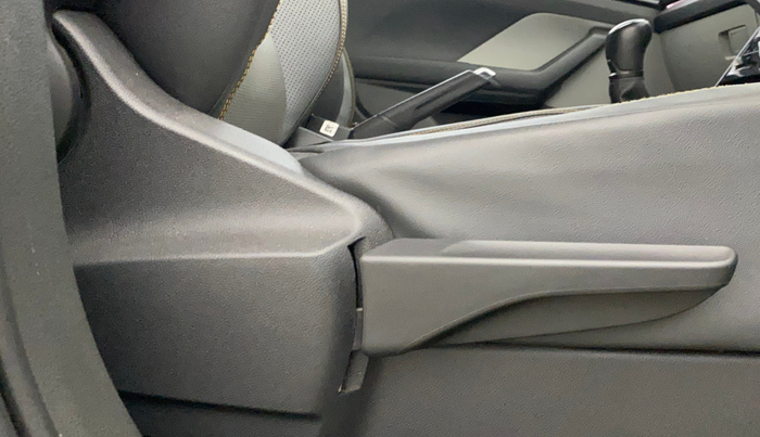 2022 Skoda KUSHAQ STYLE 1.5L TSI MT, Petrol, Manual, 35,946 km, Driver Side Adjustment Panel