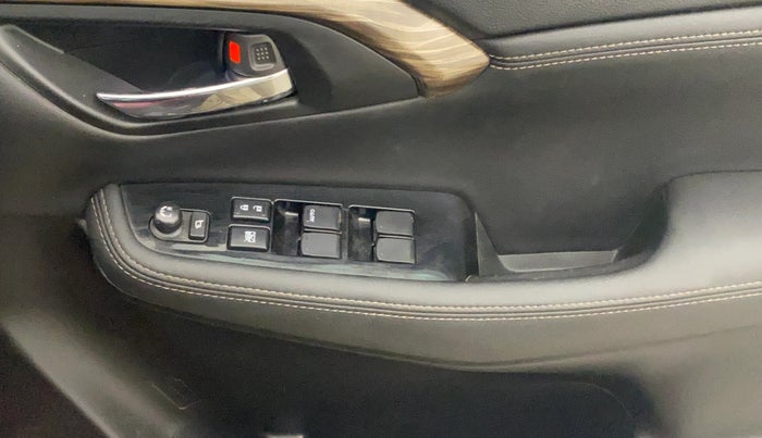 2022 Maruti Grand Vitara ALPHA SMART HYBRID AT, Petrol, Automatic, 47,405 km, Driver Side Door Panels Control