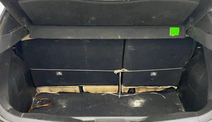 2022 Renault Kiger RXT (O) MT DUAL TONE, Petrol, Manual, 24,402 km, Boot Inside