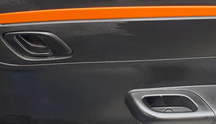 2017 Renault Kwid CLIMBER 1.0 AMT, Petrol, Automatic, 63,998 km, Driver Side Door Panels Control