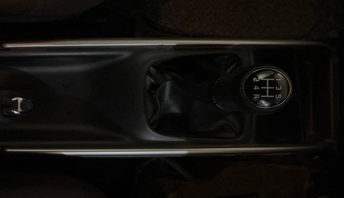 2018 Maruti Baleno DELTA PETROL 1.2, Petrol, Manual, 33,187 km, Gear Lever