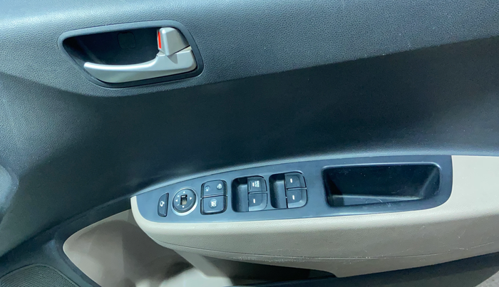 2014 Hyundai Grand i10 SPORTZ 1.2 KAPPA VTVT, Petrol, Manual, 83,924 km, Driver Side Door Panels Control