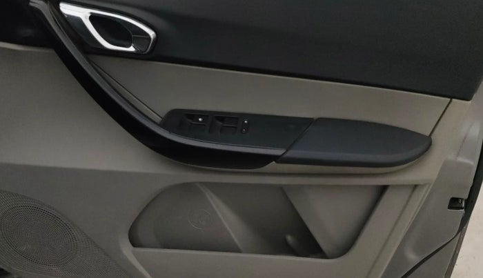2019 Tata Tiago XZA PETROL, Petrol, Automatic, 21,601 km, Driver Side Door Panels Control
