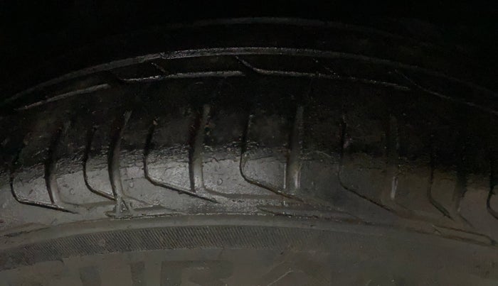 2021 Tata NEXON XZA PLUS PETROL, Petrol, Automatic, 51,226 km, Left Front Tyre Tread