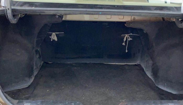 2016 Maruti Ciaz VDI+ SHVS, Diesel, Manual, 1,05,845 km, Boot Inside