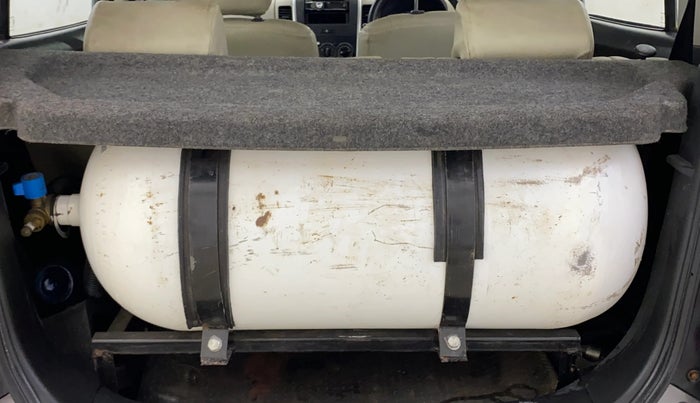 2014 Maruti Wagon R 1.0 LXI, CNG, Manual, 95,800 km, Boot Inside