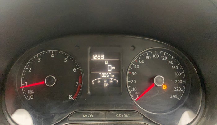 2015 Volkswagen Polo COMFORTLINE 1.2L, Petrol, Manual, 73,819 km, Odometer Image