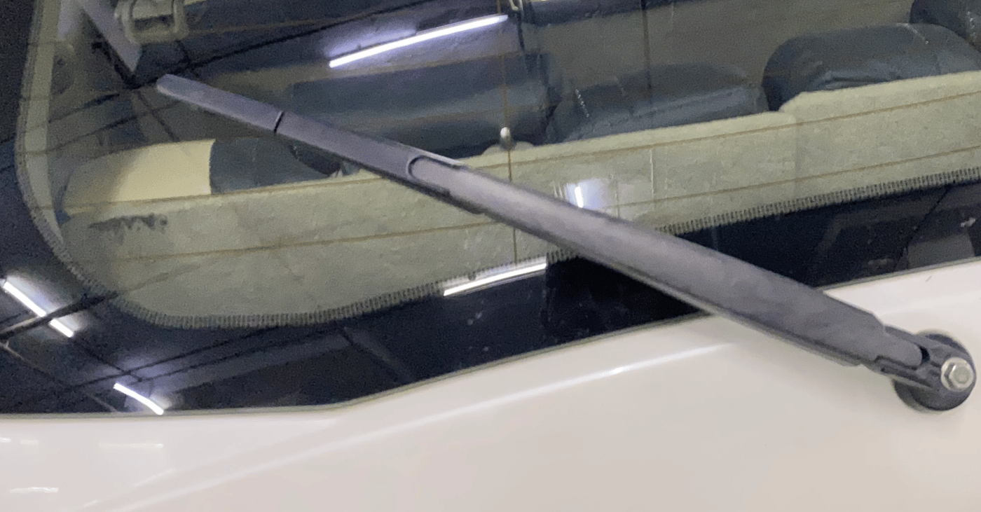 2017 Mahindra XUV500 W4, Diesel, Manual, 74,259 km, Rear Wiper